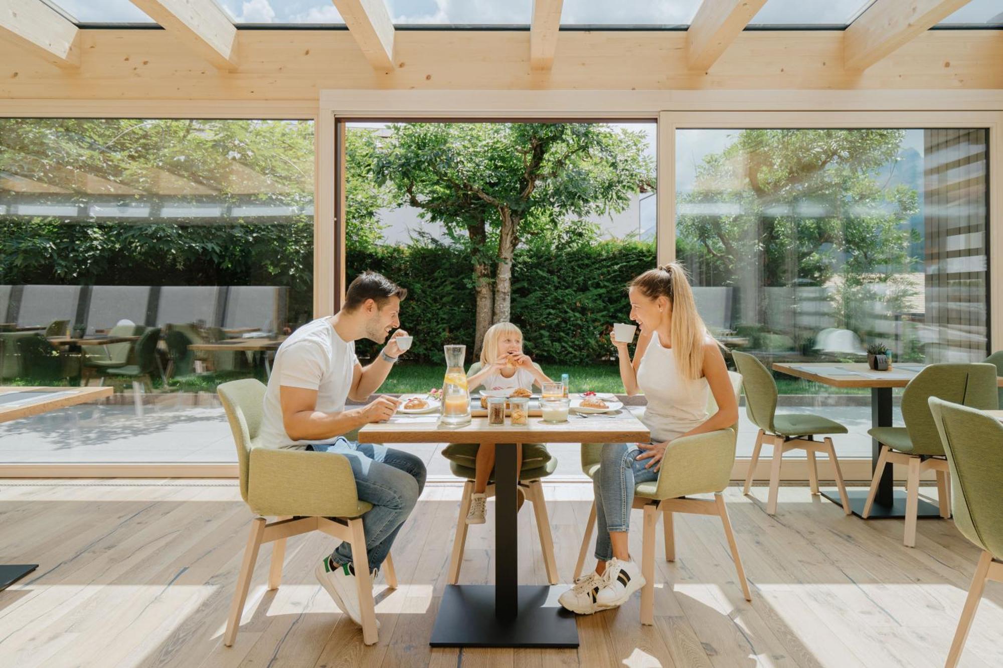 Residence Hotel Eden - Family & Wellness Resort Andalo Eksteriør billede